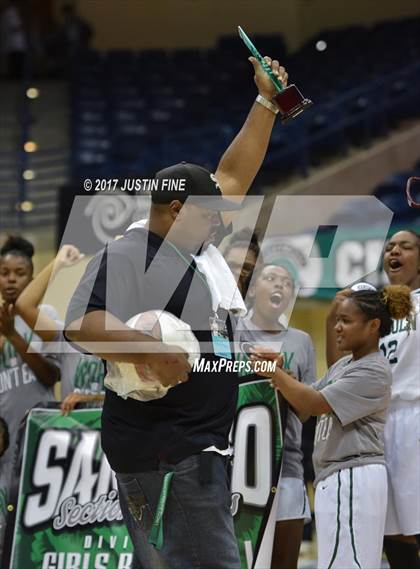 Thumbnail 1 in Lincoln vs. Santana (CIF San Diego Division III Final) photogallery.
