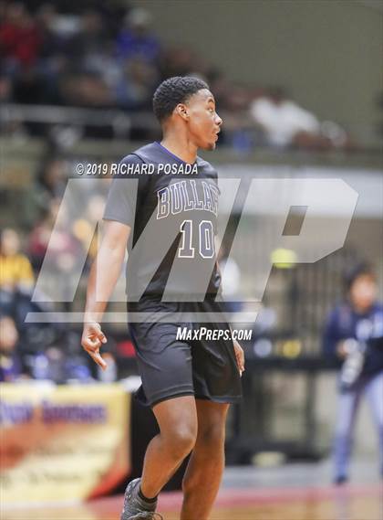 Thumbnail 3 in Bullard vs. Clovis West (CIF CS D1 Final) photogallery.