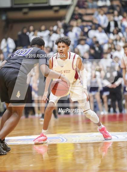 Thumbnail 1 in Bullard vs. Clovis West (CIF CS D1 Final) photogallery.