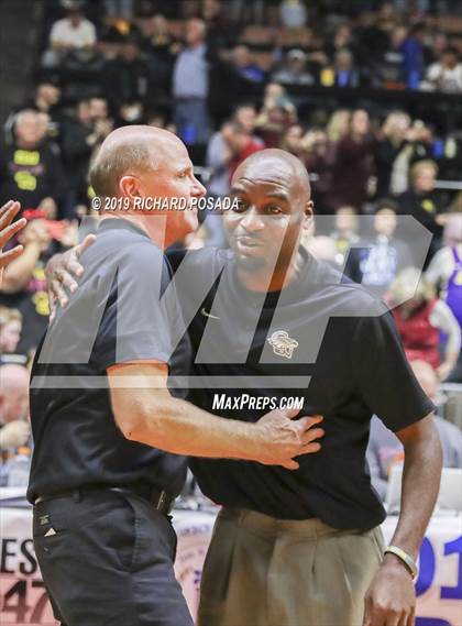 Thumbnail 1 in Bullard vs. Clovis West (CIF CS D1 Final) photogallery.