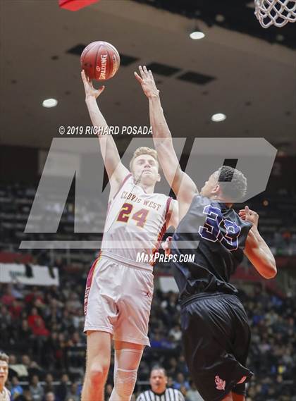 Thumbnail 2 in Bullard vs. Clovis West (CIF CS D1 Final) photogallery.