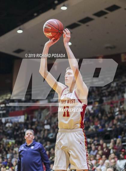 Thumbnail 3 in Bullard vs. Clovis West (CIF CS D1 Final) photogallery.