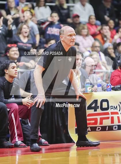 Thumbnail 1 in Bullard vs. Clovis West (CIF CS D1 Final) photogallery.