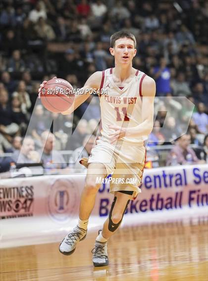 Thumbnail 1 in Bullard vs. Clovis West (CIF CS D1 Final) photogallery.