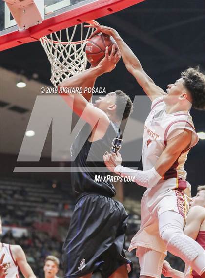 Thumbnail 3 in Bullard vs. Clovis West (CIF CS D1 Final) photogallery.
