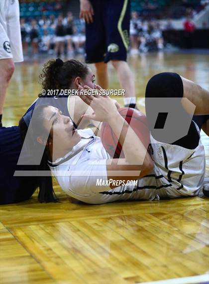 Thumbnail 2 in Evergreen vs Pueblo South (CHSAA 4A Final) photogallery.