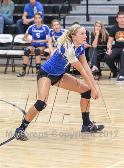 Thumbnail 1 in Menendez vs. Nease photogallery.