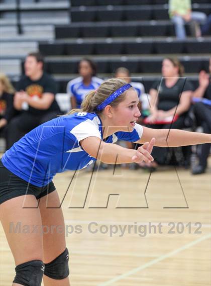Thumbnail 2 in Menendez vs. Nease photogallery.