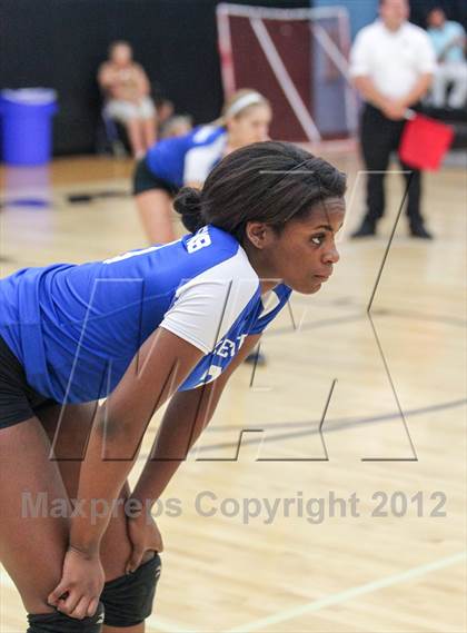 Thumbnail 1 in Menendez vs. Nease photogallery.