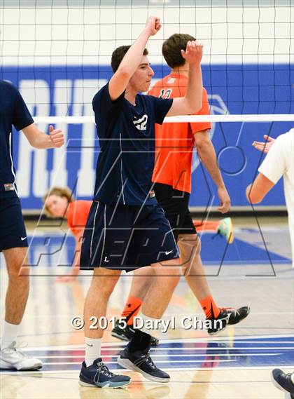 Thumbnail 3 in Loyola vs. Huntington Beach (CIF SoCal Regional D1 Final) photogallery.