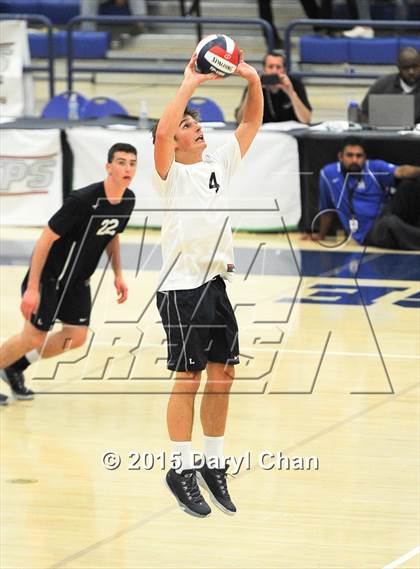 Thumbnail 3 in Loyola vs. Huntington Beach (CIF SoCal Regional D1 Final) photogallery.