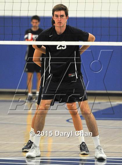 Thumbnail 1 in Loyola vs. Huntington Beach (CIF SoCal Regional D1 Final) photogallery.