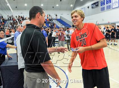 Thumbnail 1 in Loyola vs. Huntington Beach (CIF SoCal Regional D1 Final) photogallery.