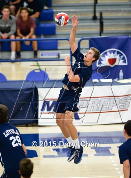 Thumbnail 2 in Loyola vs. Huntington Beach (CIF SoCal Regional D1 Final) photogallery.