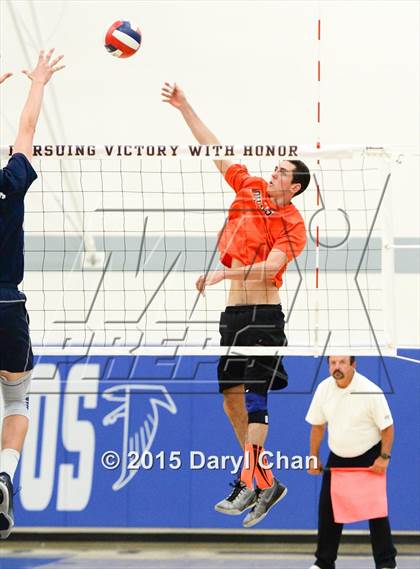 Thumbnail 2 in Loyola vs. Huntington Beach (CIF SoCal Regional D1 Final) photogallery.