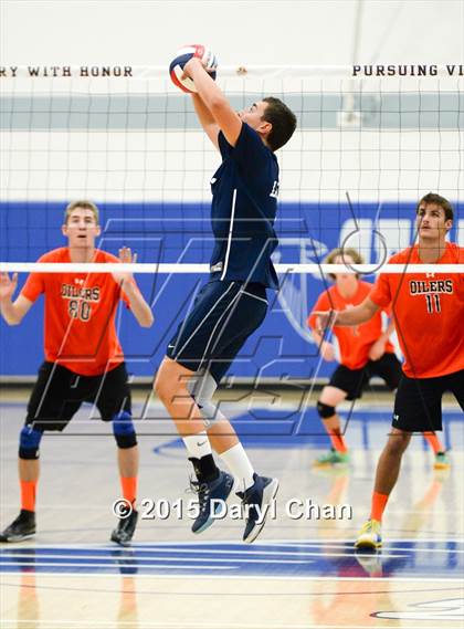 Thumbnail 2 in Loyola vs. Huntington Beach (CIF SoCal Regional D1 Final) photogallery.