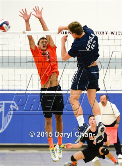 Thumbnail 3 in Loyola vs. Huntington Beach (CIF SoCal Regional D1 Final) photogallery.