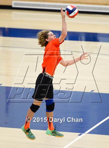 Thumbnail 3 in Loyola vs. Huntington Beach (CIF SoCal Regional D1 Final) photogallery.