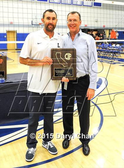 Thumbnail 1 in Loyola vs. Huntington Beach (CIF SoCal Regional D1 Final) photogallery.