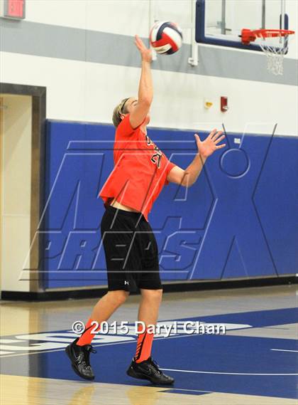 Thumbnail 1 in Loyola vs. Huntington Beach (CIF SoCal Regional D1 Final) photogallery.