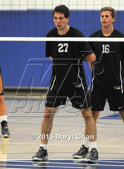 Thumbnail 2 in Loyola vs. Huntington Beach (CIF SoCal Regional D1 Final) photogallery.
