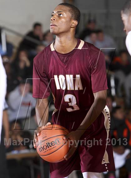 Thumbnail 1 in Spring Valley vs. Iona Prep (Harry Jefferson Showcase) photogallery.