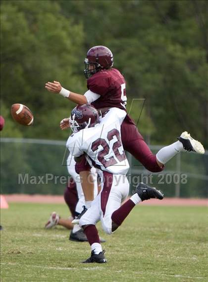 Thumbnail 2 in Sidwell Friends vs. St. James photogallery.