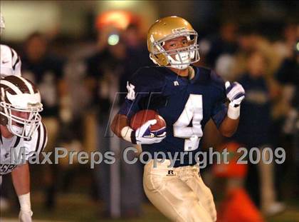 Thumbnail 2 in Crespi @ Notre Dame photogallery.