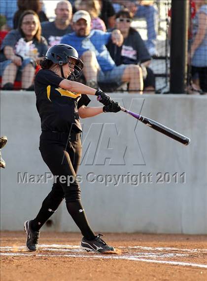 Thumbnail 2 in Lindale @ Crandall (3A Region 2 Bi-District Playoffs) photogallery.