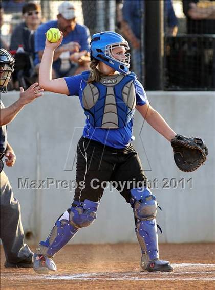 Thumbnail 3 in Lindale @ Crandall (3A Region 2 Bi-District Playoffs) photogallery.