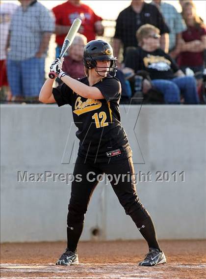 Thumbnail 2 in Lindale @ Crandall (3A Region 2 Bi-District Playoffs) photogallery.