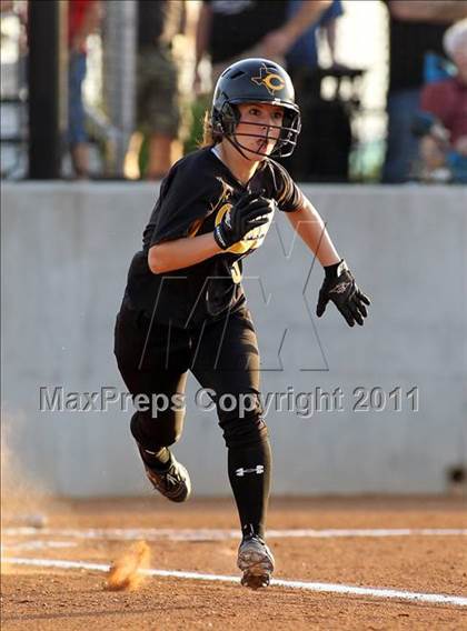 Thumbnail 1 in Lindale @ Crandall (3A Region 2 Bi-District Playoffs) photogallery.