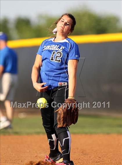 Thumbnail 2 in Lindale @ Crandall (3A Region 2 Bi-District Playoffs) photogallery.