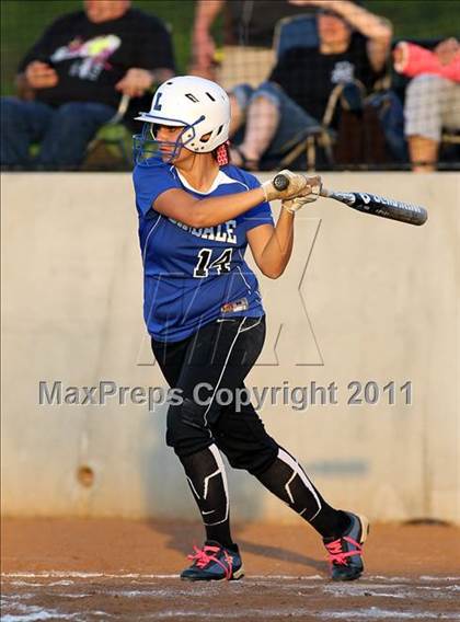 Thumbnail 3 in Lindale @ Crandall (3A Region 2 Bi-District Playoffs) photogallery.