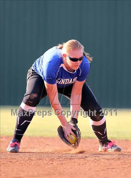 Thumbnail 3 in Lindale @ Crandall (3A Region 2 Bi-District Playoffs) photogallery.