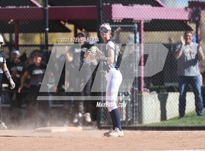 Thumbnail 2 in Columbine vs. Rock Canyon (CHSAA 5A 1st Round Playoff) photogallery.