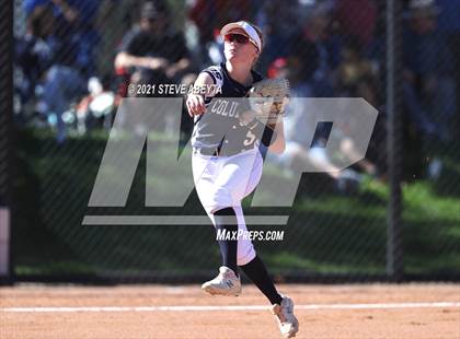 Thumbnail 1 in Columbine vs. Rock Canyon (CHSAA 5A 1st Round Playoff) photogallery.