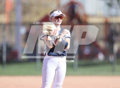 Thumbnail 1 in Columbine vs. Rock Canyon (CHSAA 5A 1st Round Playoff) photogallery.