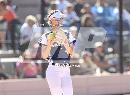 Thumbnail 2 in Columbine vs. Rock Canyon (CHSAA 5A 1st Round Playoff) photogallery.