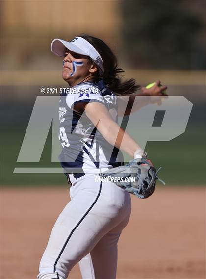Thumbnail 3 in Columbine vs. Rock Canyon (CHSAA 5A 1st Round Playoff) photogallery.