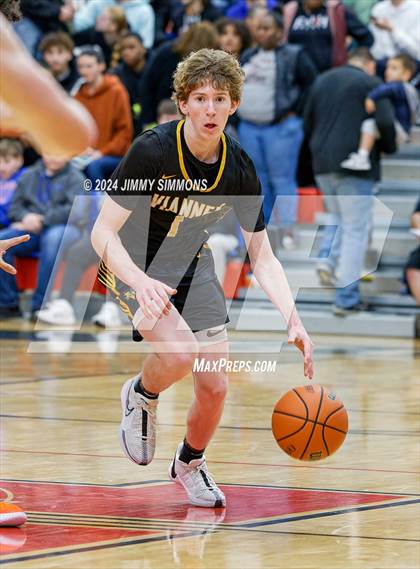 Thumbnail 1 in Whitney Young vs. Vianney (Highland Optimist Shootout) photogallery.