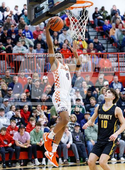 Thumbnail 3 in Whitney Young vs. Vianney (Highland Optimist Shootout) photogallery.