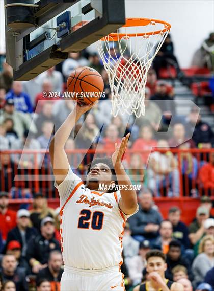 Thumbnail 1 in Whitney Young vs. Vianney (Highland Optimist Shootout) photogallery.