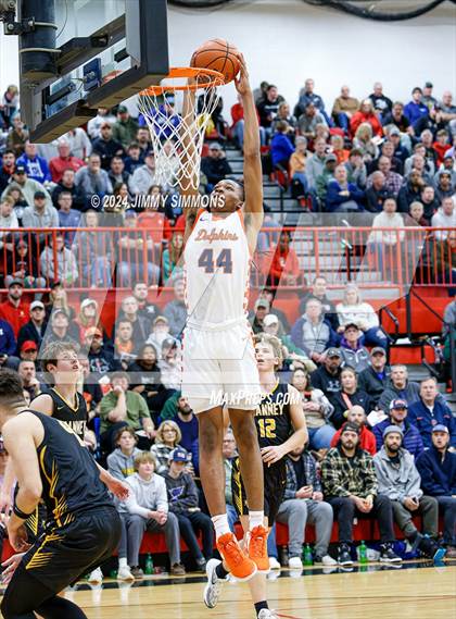 Thumbnail 2 in Whitney Young vs. Vianney (Highland Optimist Shootout) photogallery.