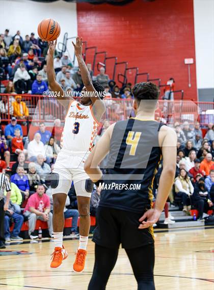 Thumbnail 2 in Whitney Young vs. Vianney (Highland Optimist Shootout) photogallery.