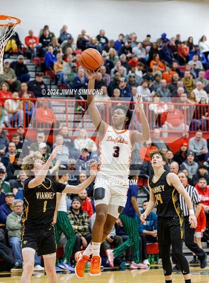 Thumbnail 3 in Whitney Young vs. Vianney (Highland Optimist Shootout) photogallery.