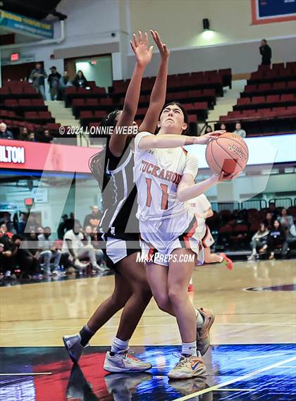 Thumbnail 3 in Tuckahoe vs Alexander Hamilton (NYSPHSAA Section 1 Class C Final) photogallery.