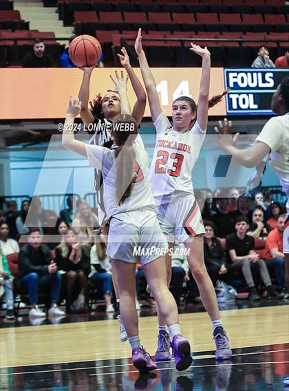 Thumbnail 3 in Tuckahoe vs Alexander Hamilton (NYSPHSAA Section 1 Class C Final) photogallery.