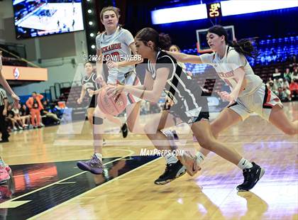 Thumbnail 2 in Tuckahoe vs Alexander Hamilton (NYSPHSAA Section 1 Class C Final) photogallery.