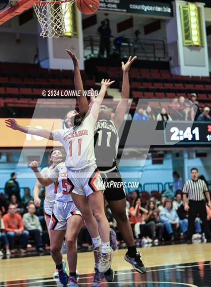 Thumbnail 3 in Tuckahoe vs Alexander Hamilton (NYSPHSAA Section 1 Class C Final) photogallery.